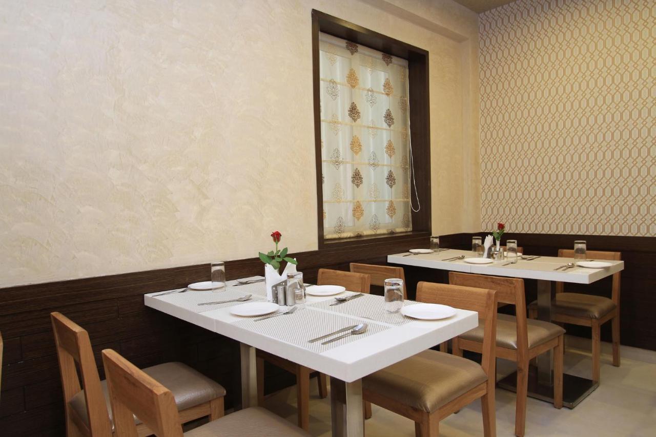 Hotel La Sara Regent Bengaluru Zewnętrze zdjęcie