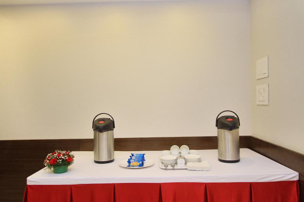 Hotel La Sara Regent Bengaluru Zewnętrze zdjęcie