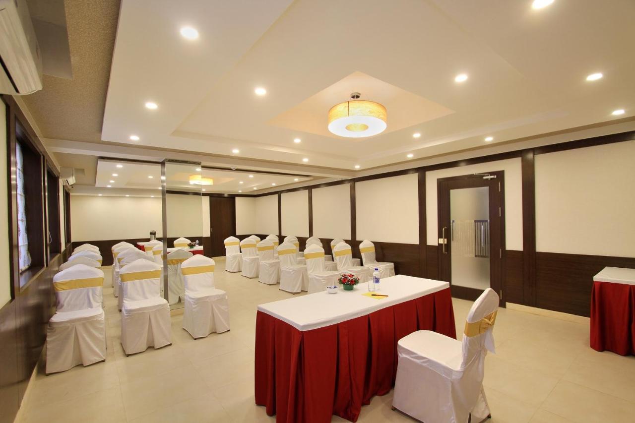 Hotel La Sara Regent Bengaluru Zewnętrze zdjęcie